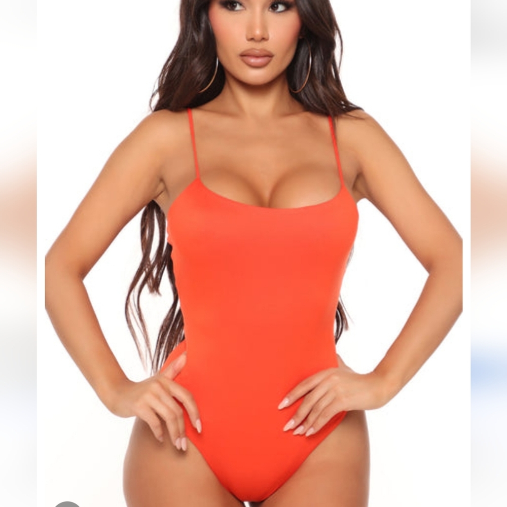 Fashion Nova Delani Double Lined Bodysuit